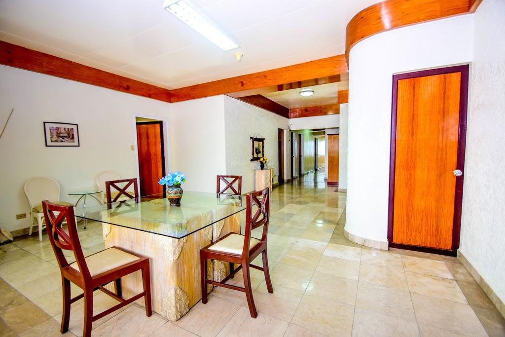 Kalibo Hotel Esterno foto